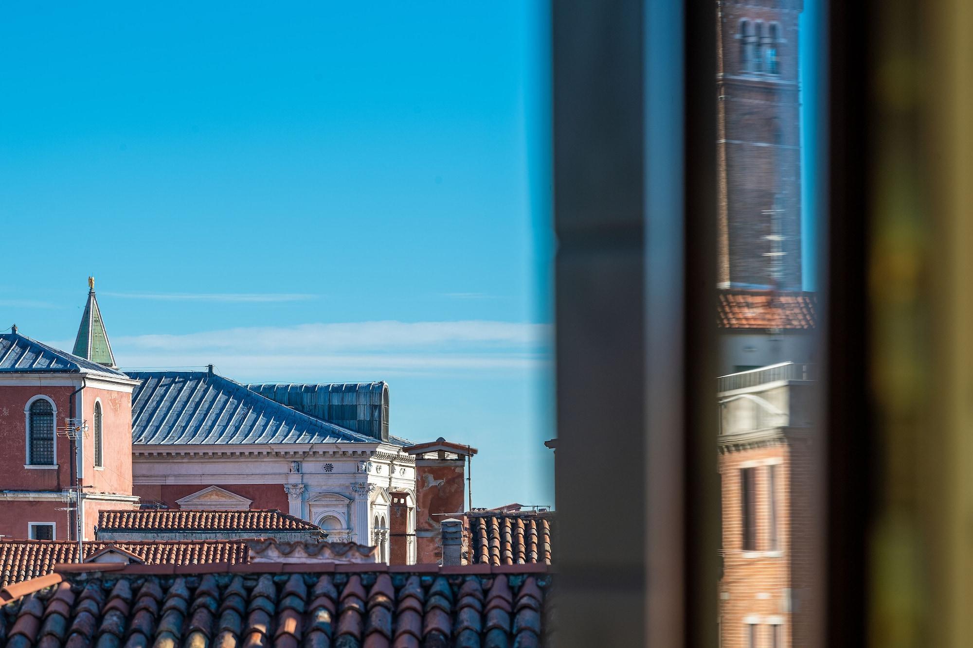 Palazzo Odoni Hotel Venecia Exterior foto