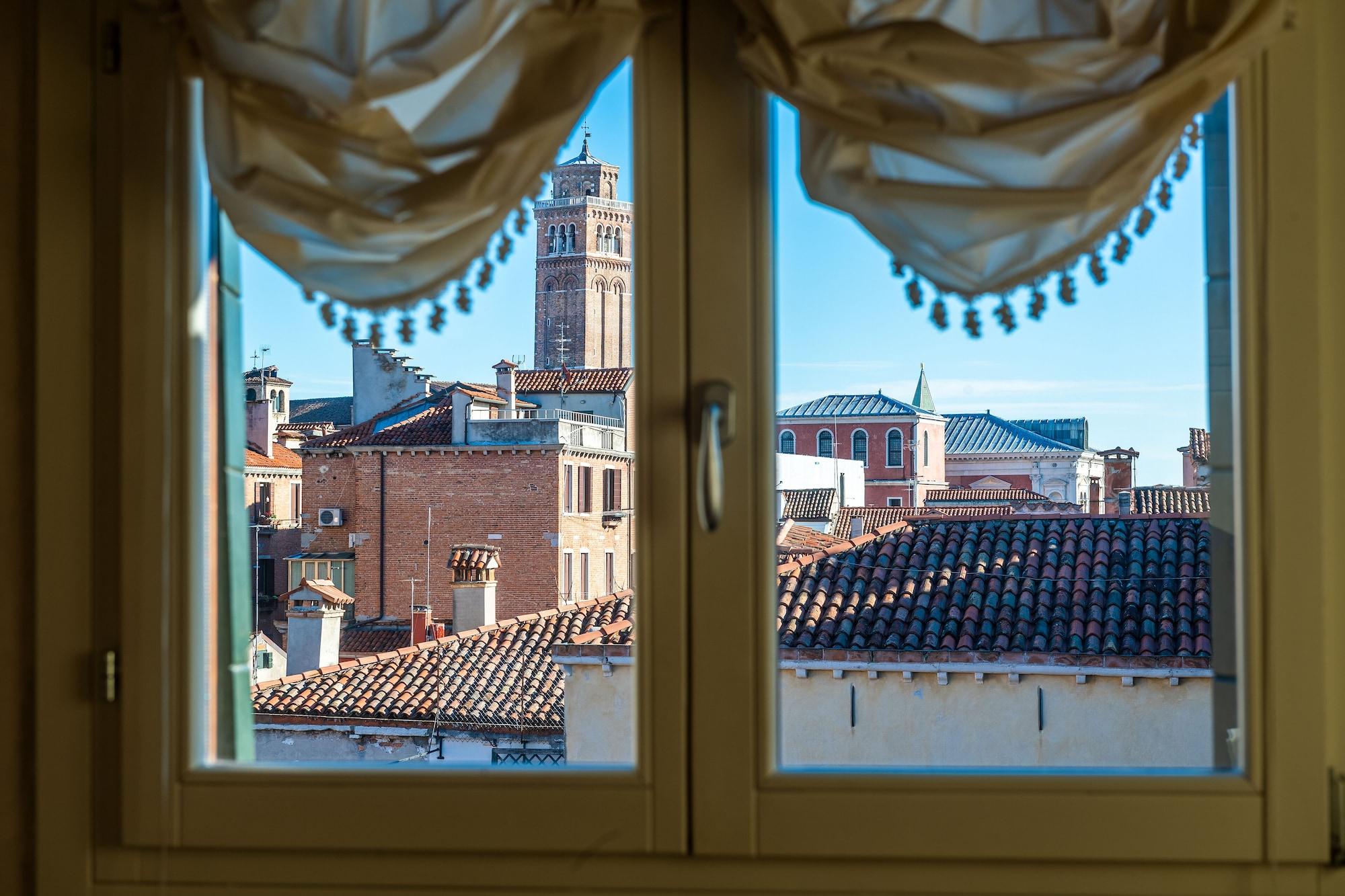 Palazzo Odoni Hotel Venecia Exterior foto